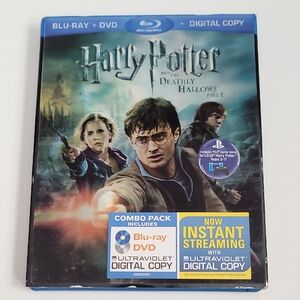 Harry Potter and the Deathly Hallows Part 2 Blu-ray Combo Pack